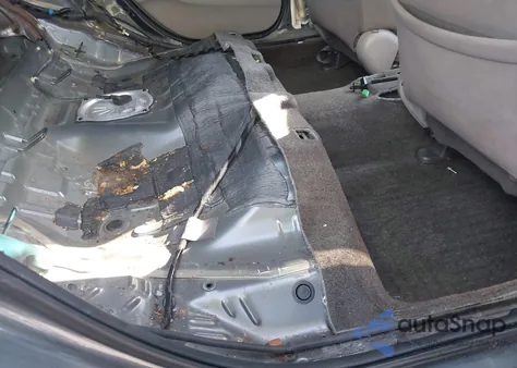 2010 Honda Accord 2.4 Lx z USA, uszkodzony, nr VIN 1HGCP2E38AA053095